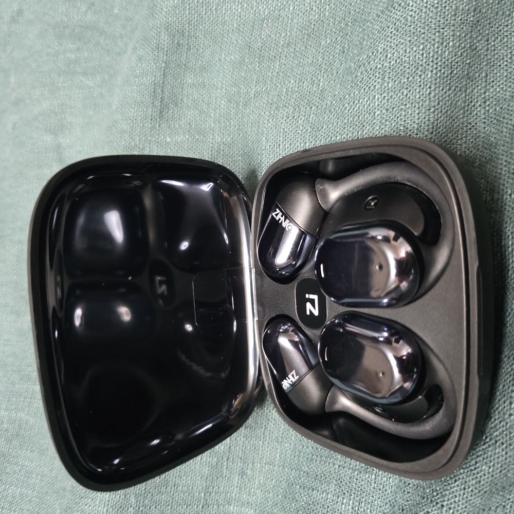 Zime Black Wireless Earbuds